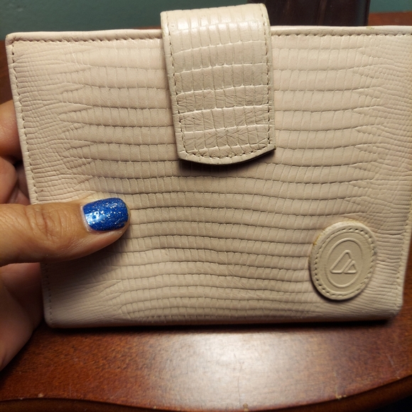 LIZ🔺️CLAIBORNE Vintage RARE 1984 P!NK Crossbody Shoulder-bag w/ L🔺️C Wallet - Picture 2 of 16